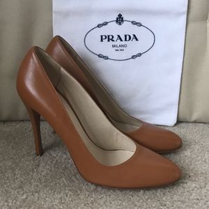 Prada Leather Pumps- New